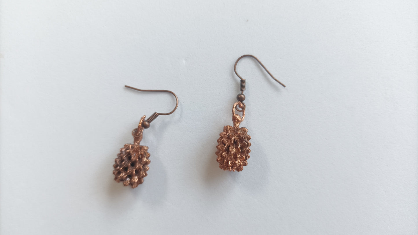 Pendientes de piña - Joyería botánica electroformada en cobre